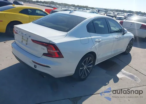 2021 Volvo S60 T5 Momentum z USA, uszkodzony, nr VIN 7JR102FK3MG093197
